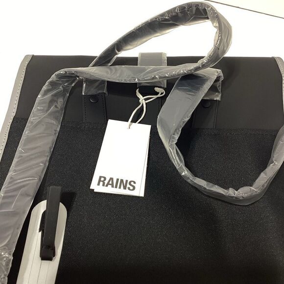 Rains Brand Black Reflective Waterproof Backpack Bag New - Picture 10 of 16